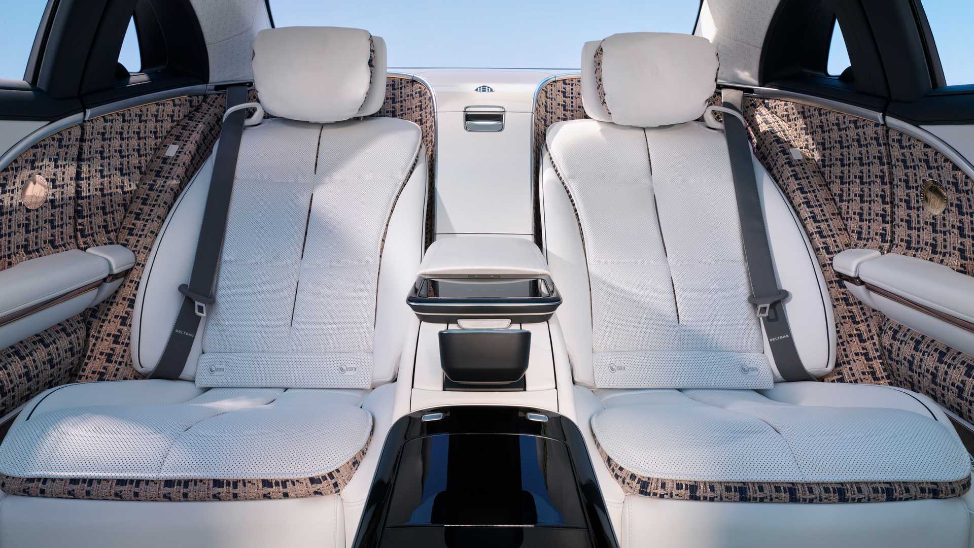 Mercedes-Maybach представили розкішний S-Class Haute Voiture
