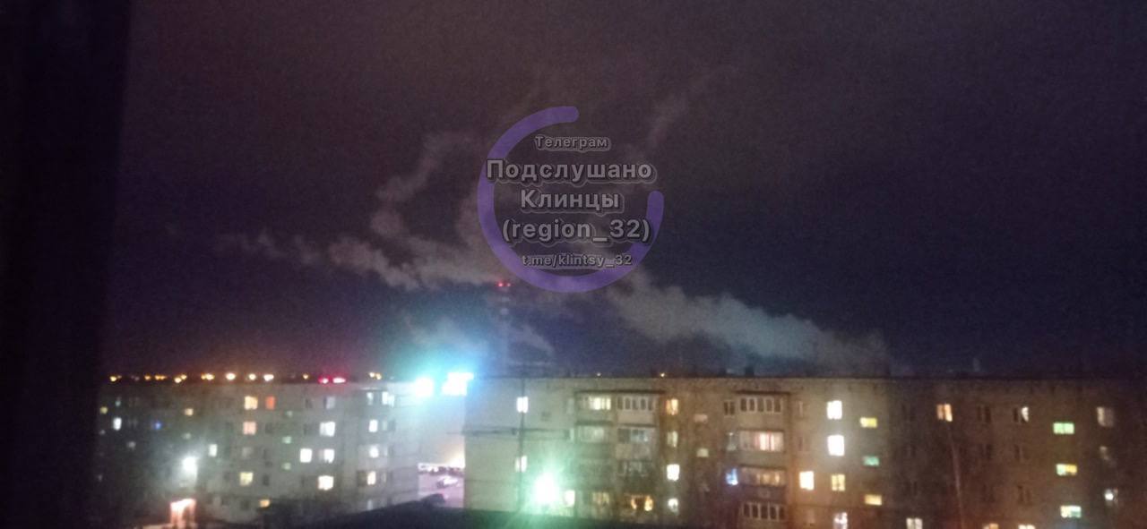 У Клинцях Брянської області нова "бавовна": днями там щось вибухало у військовій частині. Фото  