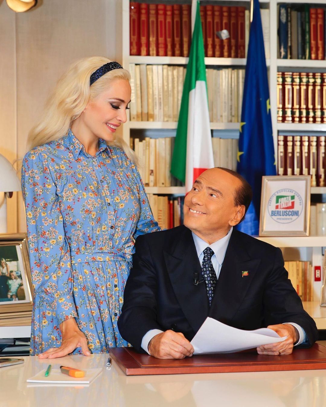 Берлусконі пообіцяв своїм футболістам "автобус повій" та назвав умову. Відео