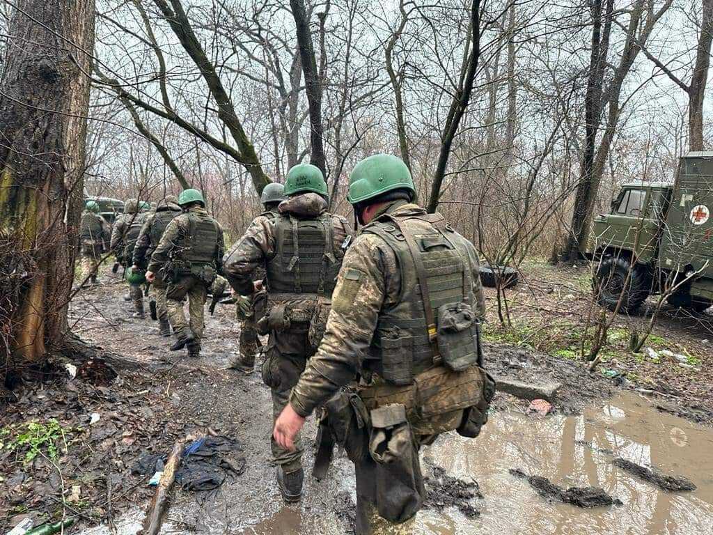 Українські військовослужбовці