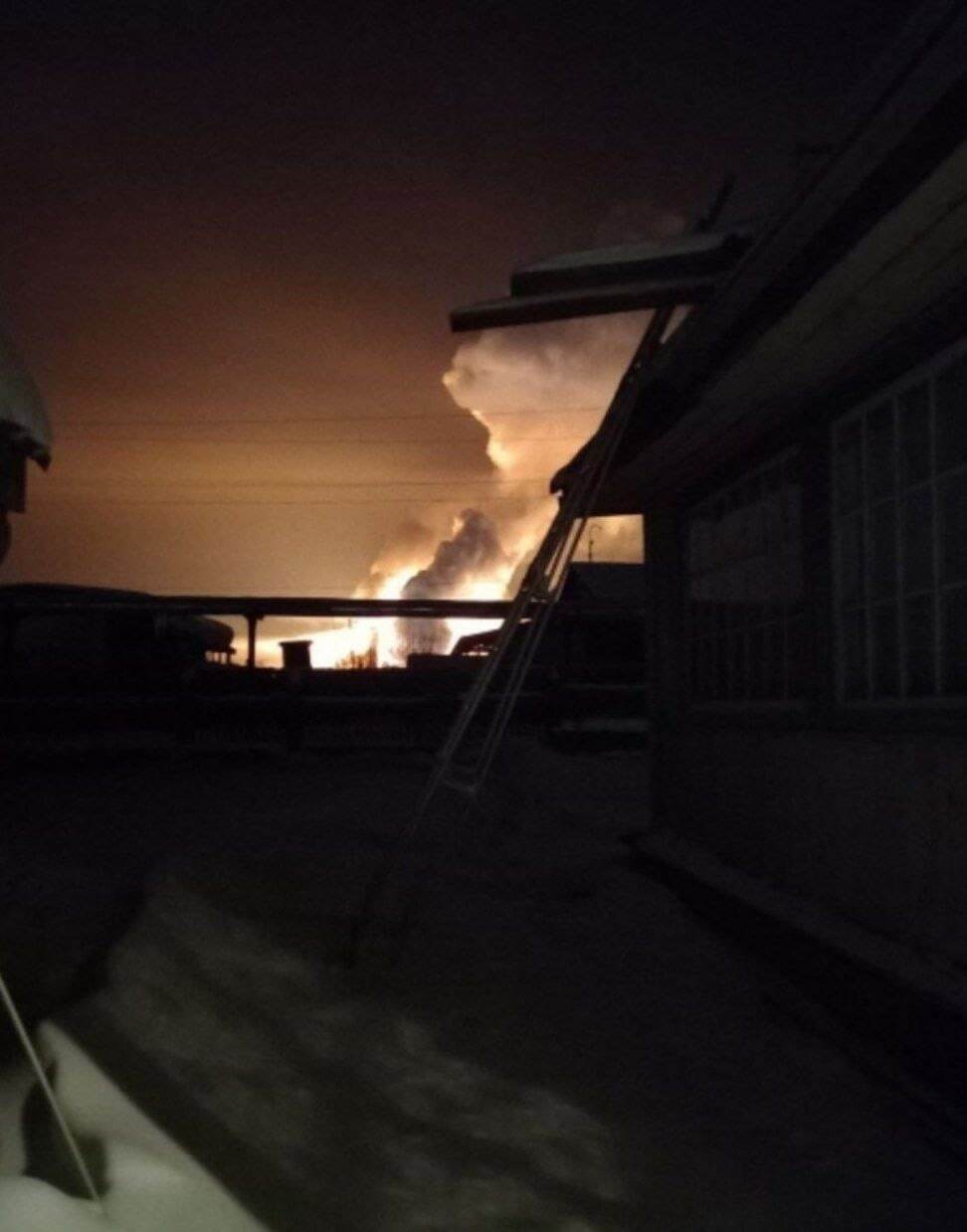 РФ знов у вогні: розгорілася масштабна пожежа на нафтородовищі в Іркутській області. Фото і відео