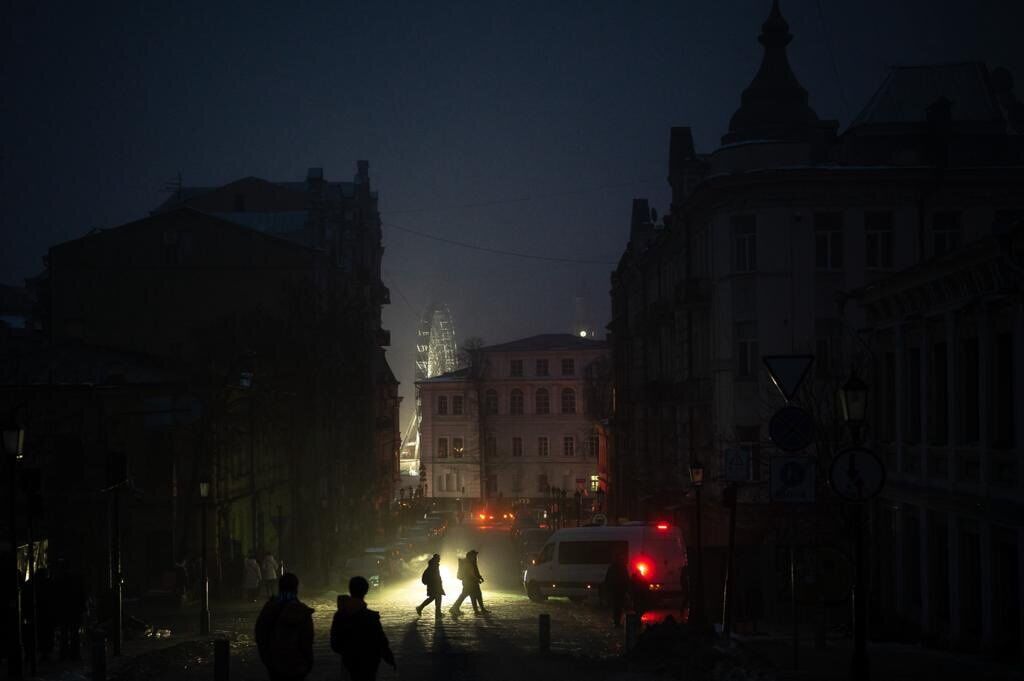 "Cніг, темрява, війна": прем'єр Польщі відповів ексглаві МЗС Австрії, яка захопилася красою зими в Росії. Фото