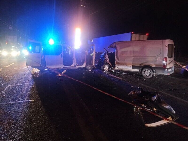 В Киеве столкнулись два автомобиля, погибли два человека: в полиции раскрыли детали смертельного ДТП. Фото
