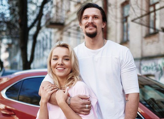 Випробування війною: українські зірки, які не змогли зберегти шлюб у 2022 році
