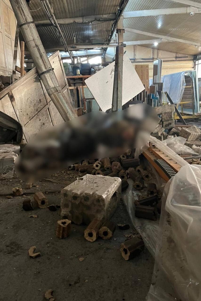 В Киевской области произошел взрыв на производстве: есть погибшие. Фото