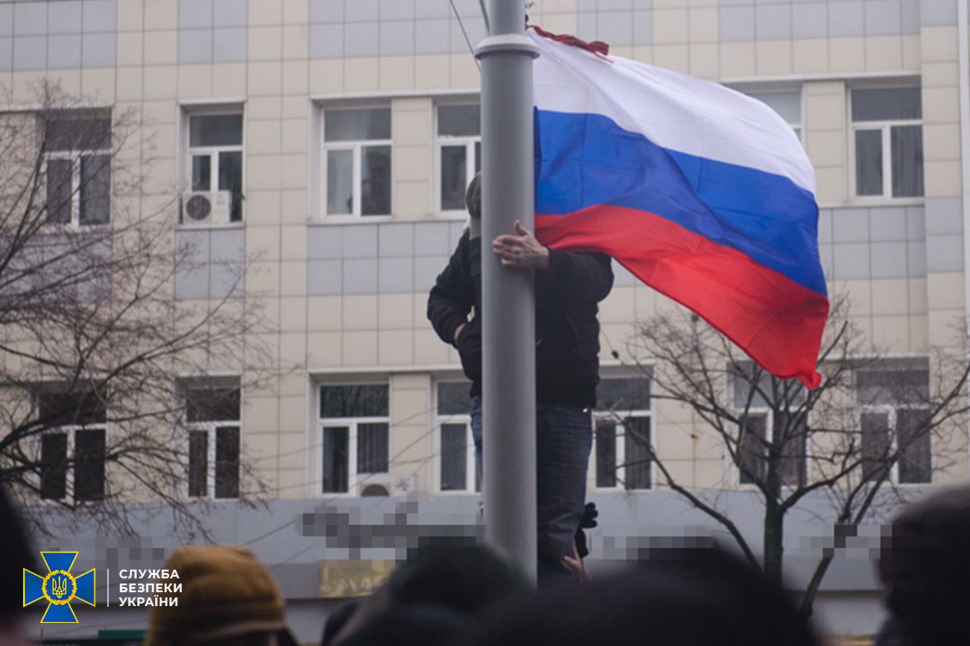 Он поднимал в Харькове флаг страны-агрессора