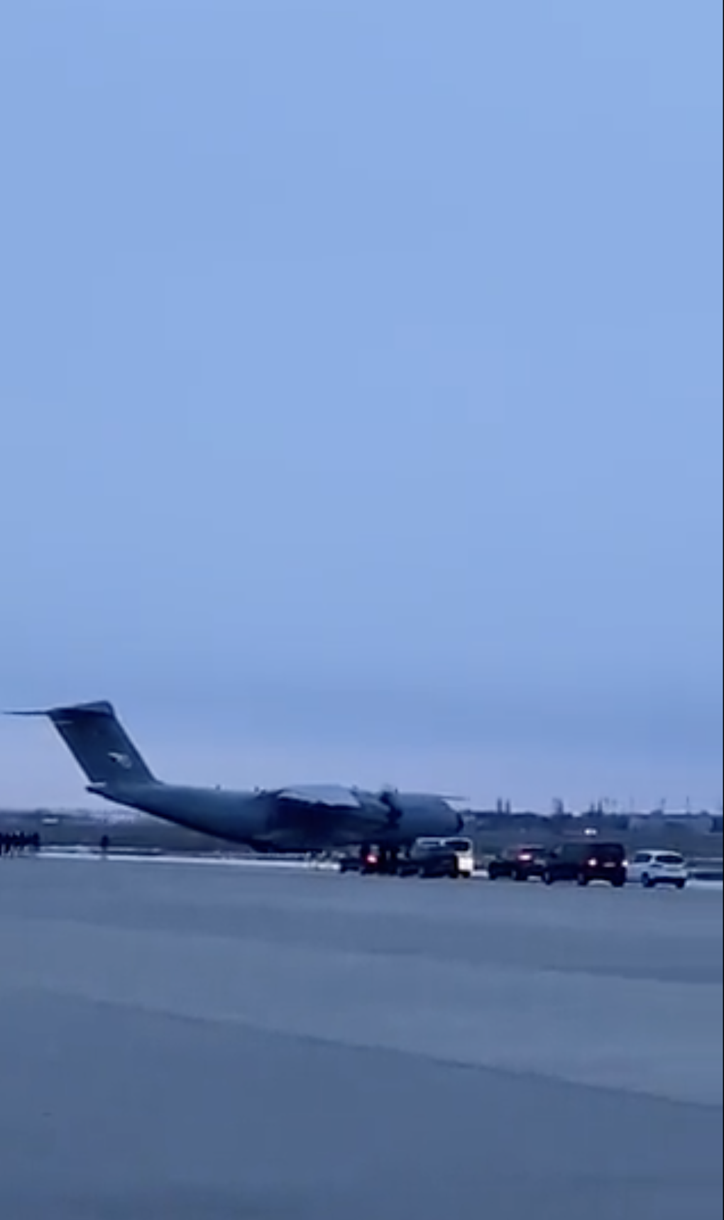 Два турецких военно-транспортных самолета вылетели из "Борисполя", где находились с 24 февраля. Видео