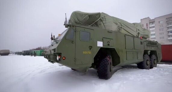 Россия перебросила в Беларусь партию зенитно-ракетных комплексов ''Тор''. Видео