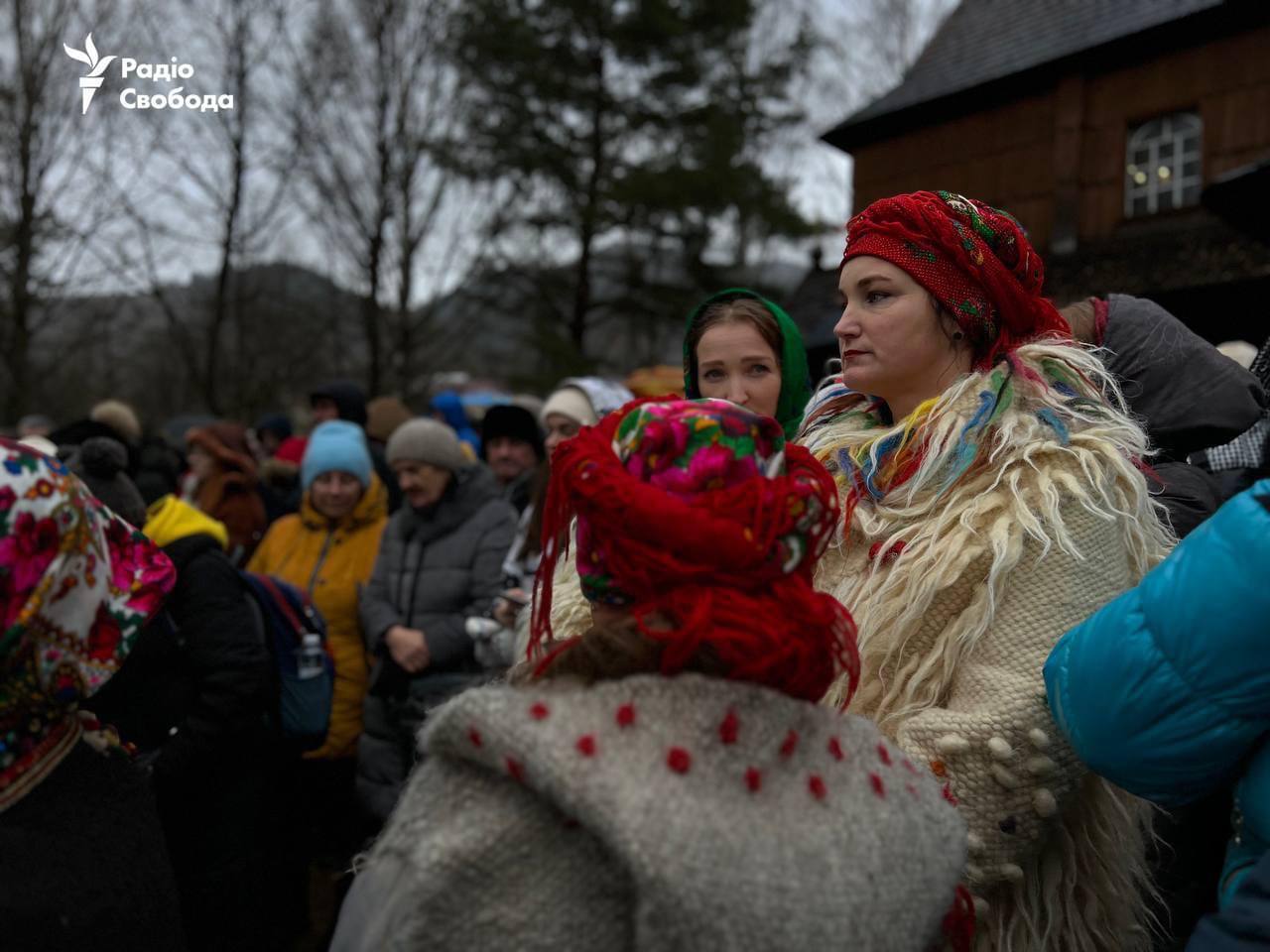 Як у Карпатах вперше за  багато років святкують Різдво 25 грудня: з гімном і колядками. Фото