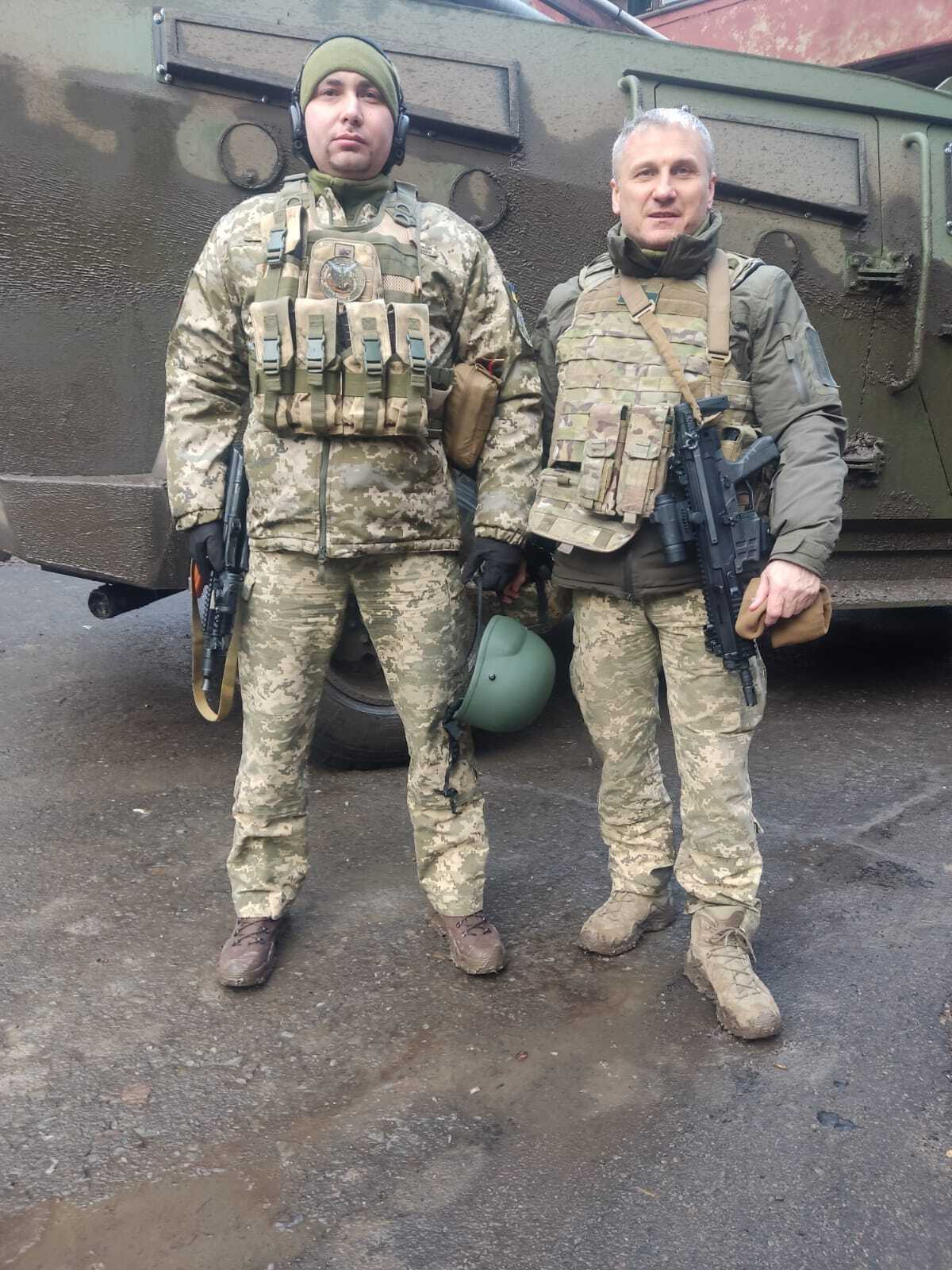 Буданов відвідав передові позиції Сил оборони в Бахмуті й вручив нагороди воїнам. Фото