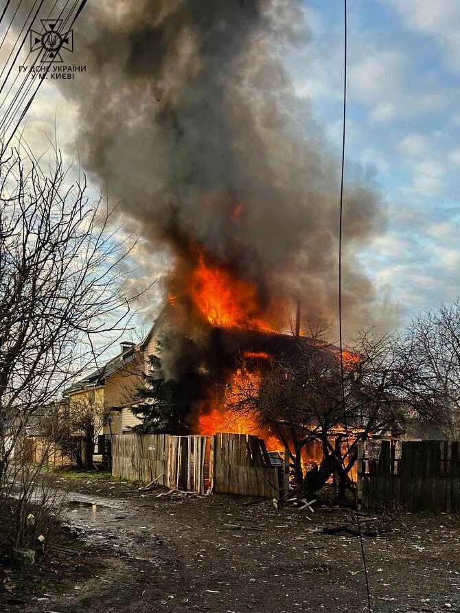 В КГВА рассказали о последствиях ракетной атаки РФ по Киеву 29 декабря. Фото и видео