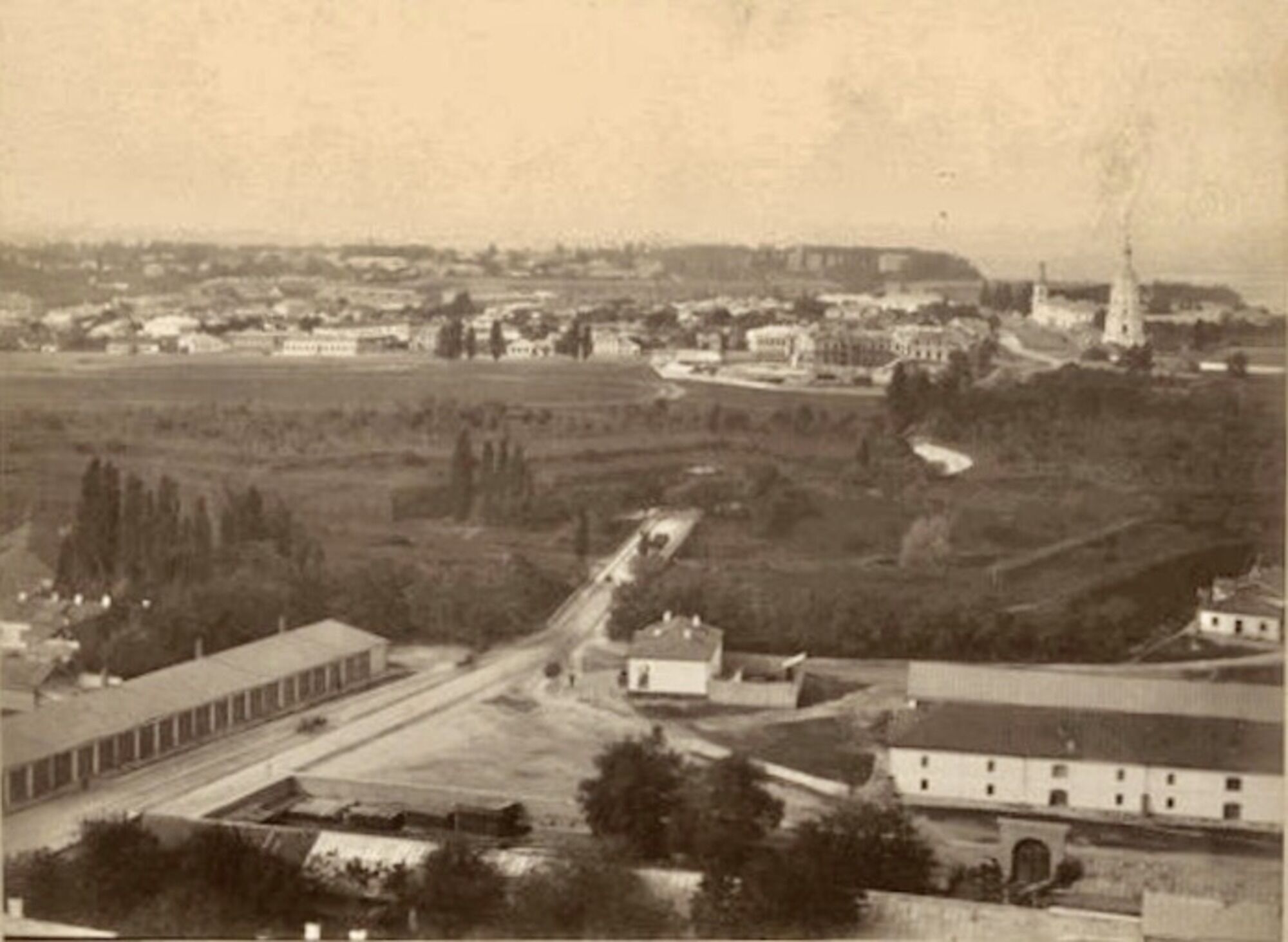 В сети показали, как выглядел Печерск в Киеве в 1880-х годах. Уникальное фото