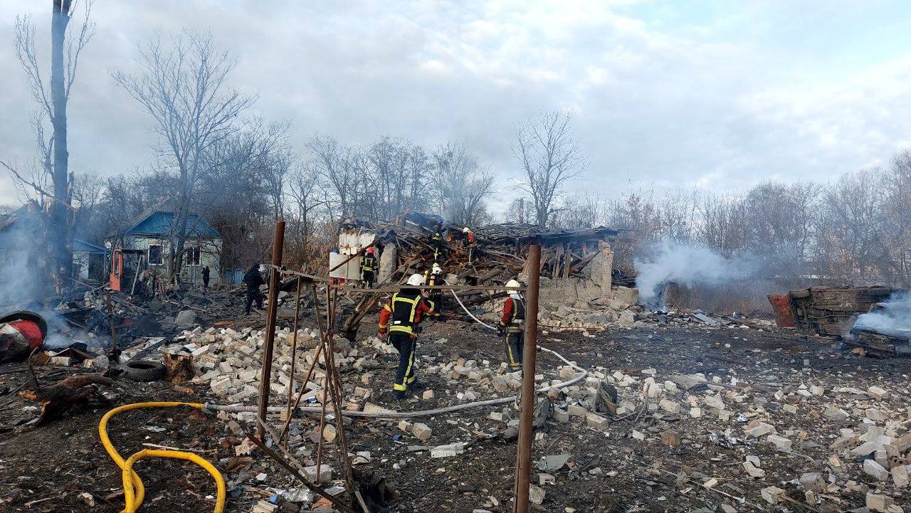 Россия устроила новую массированную атаку на Украину, есть погибшие, повреждены электросети. Фото и все подробности