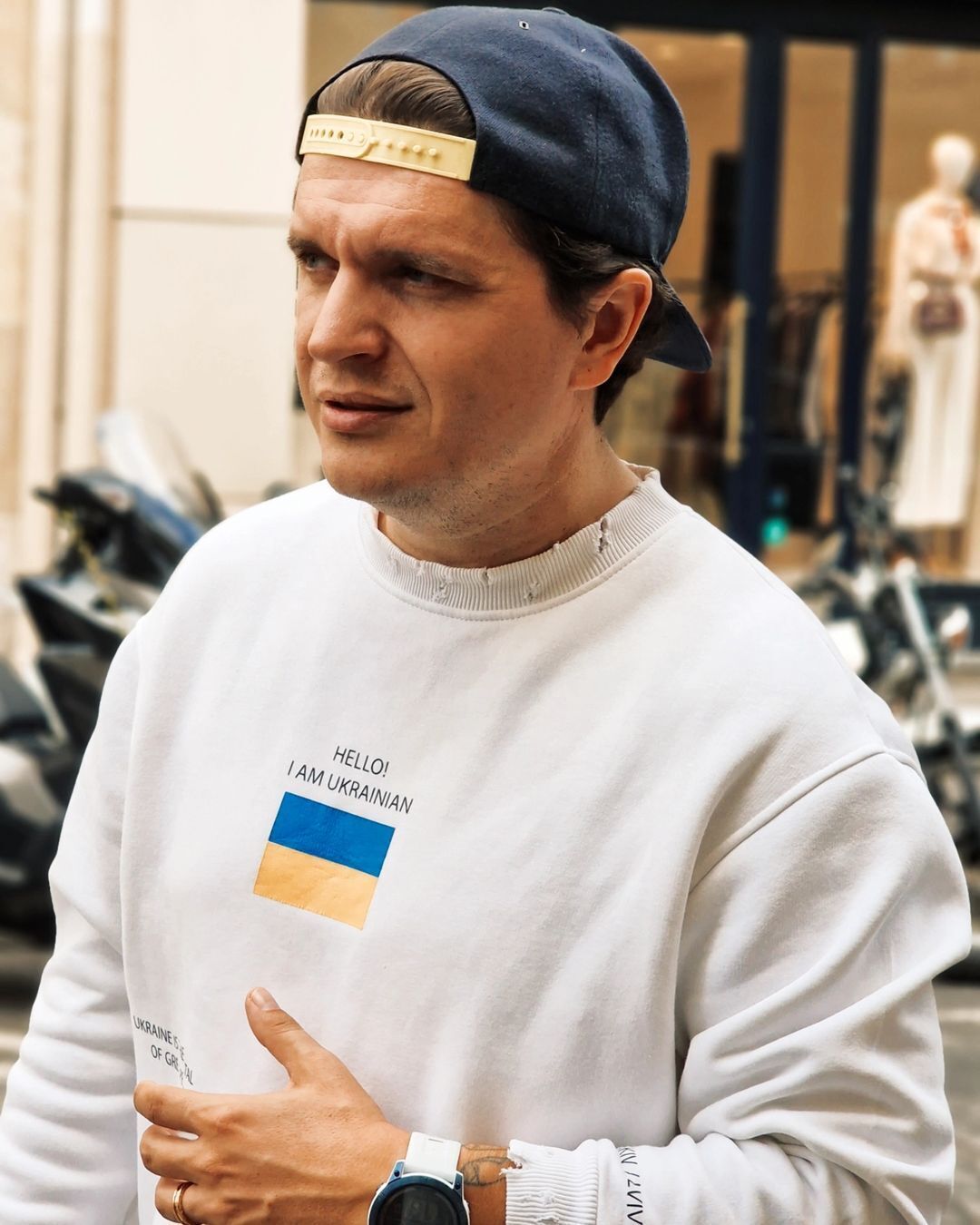 Анатолич спародировал "полный разговор" Путина со школьницей из Запорожской области: огурцов не обещаю, но из HIMARS долбанем 