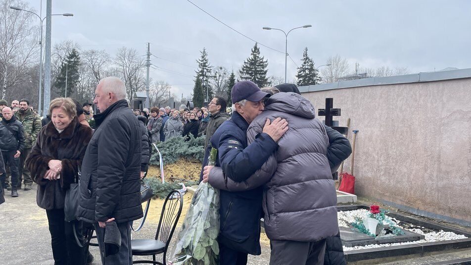 "Украина платит своими детьми!" В Харькове простились с защитницей Владиславой Черных "Аидой". Фото и видео