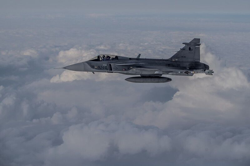 Шведский истребитель JAS 39 Gripen