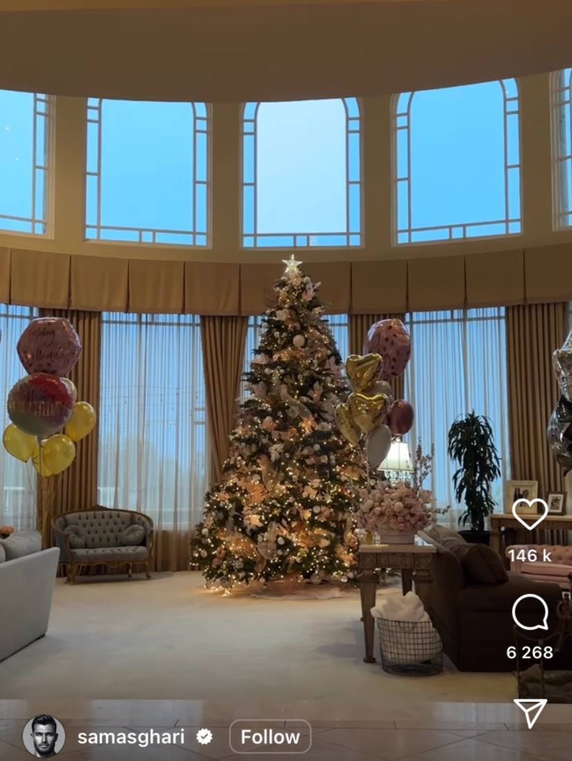 Погода испортила планы: муж Бритни Спирс удивил возлюбленную в день рождения. Видео  