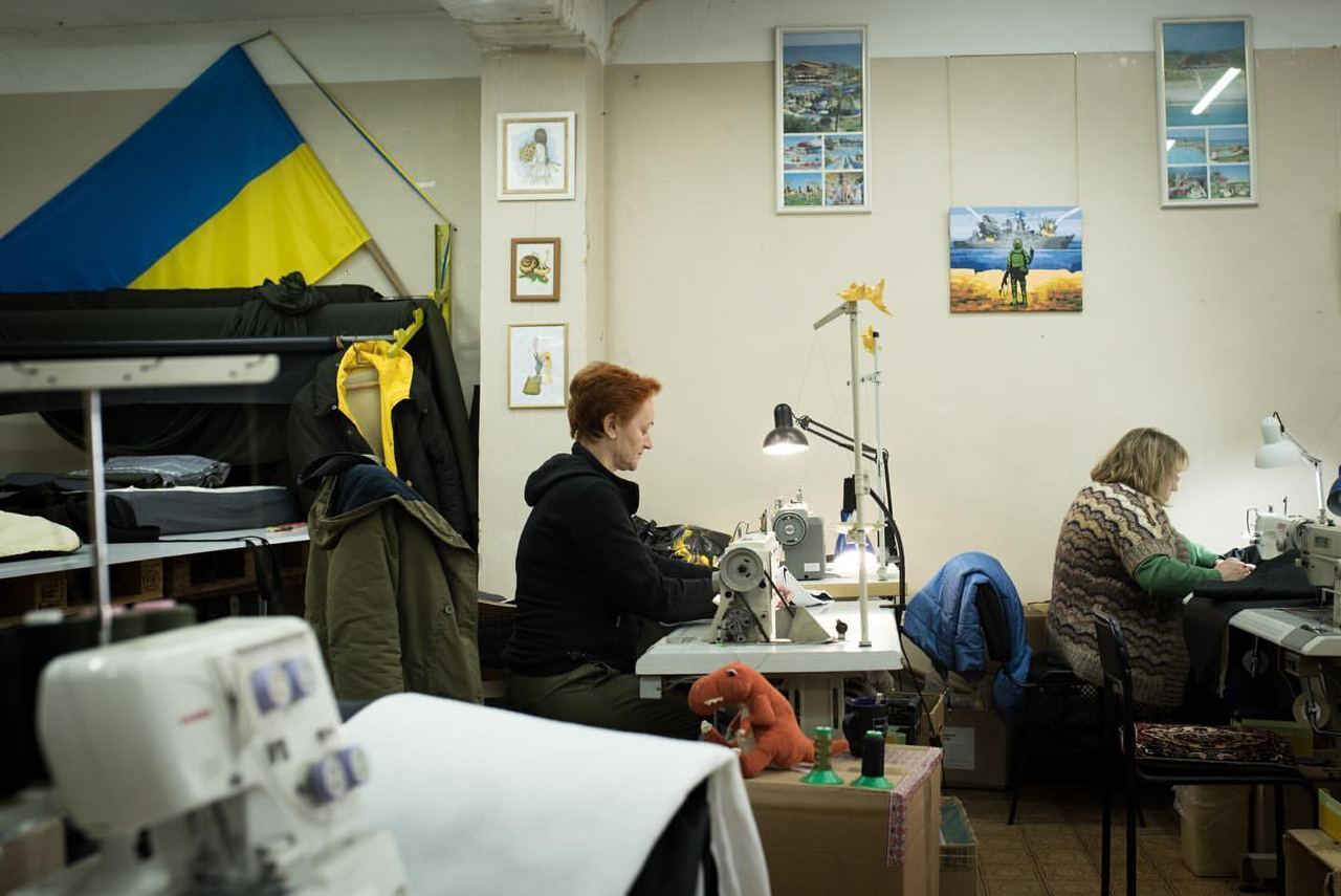 ''Україна цінує зусилля кожного з вас'': Зеленський подякував українським волонтерам, які наближають перемогу 