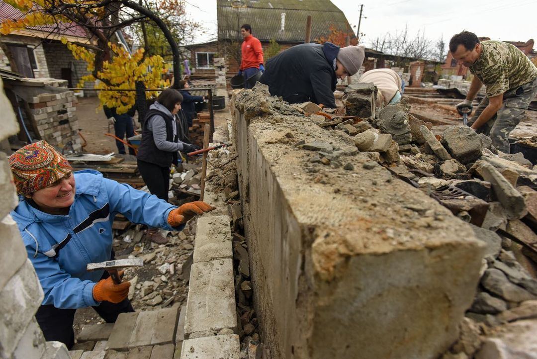 "Украина ценит усилия каждого из вас": Зеленский поблагодарил украинских волонтеров, приближающих победу