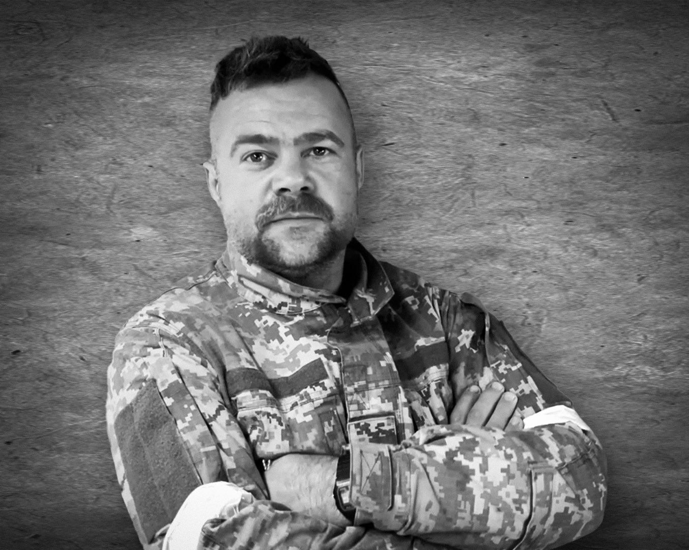 У боях за Україну загинуло двоє польських добровольців: один із них був закоханий в українське козацтво. Фото і відео