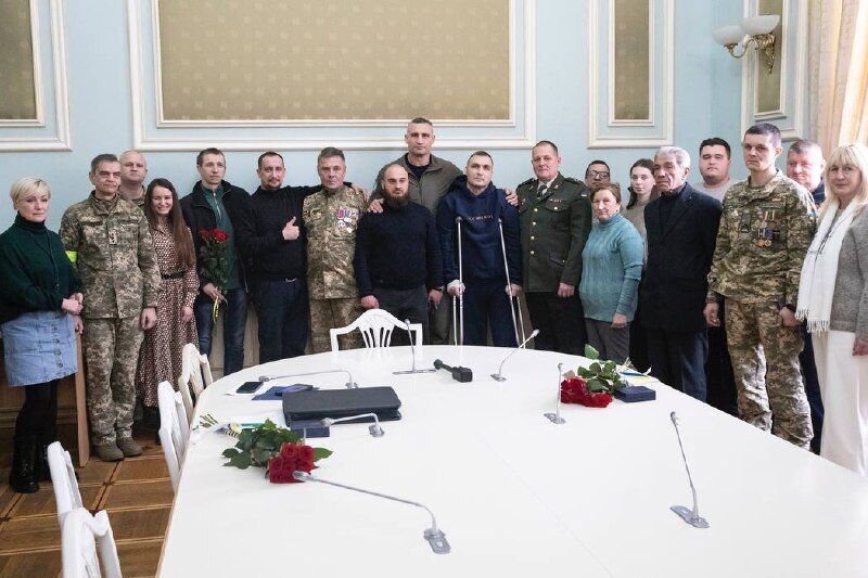 "Наші воїни дивують сьогодні весь світ": Кличко привітав військових з Днем ЗСУ