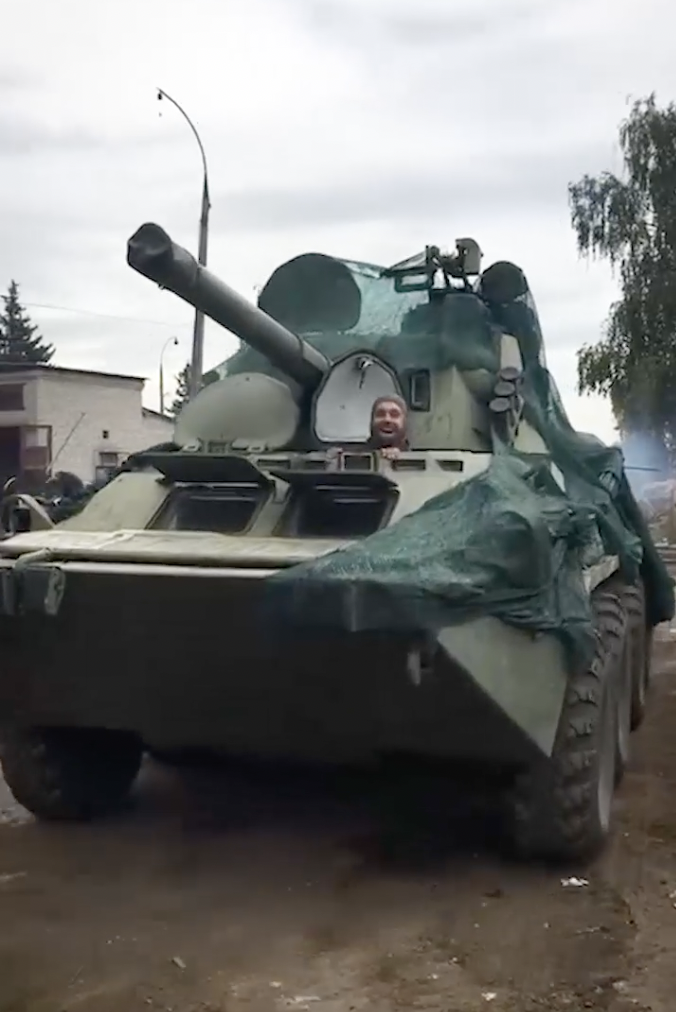 "Гордимся, восхищаемся, благодарим": Зеленский поздравил Вооруженные силы Украины с праздником. Видео