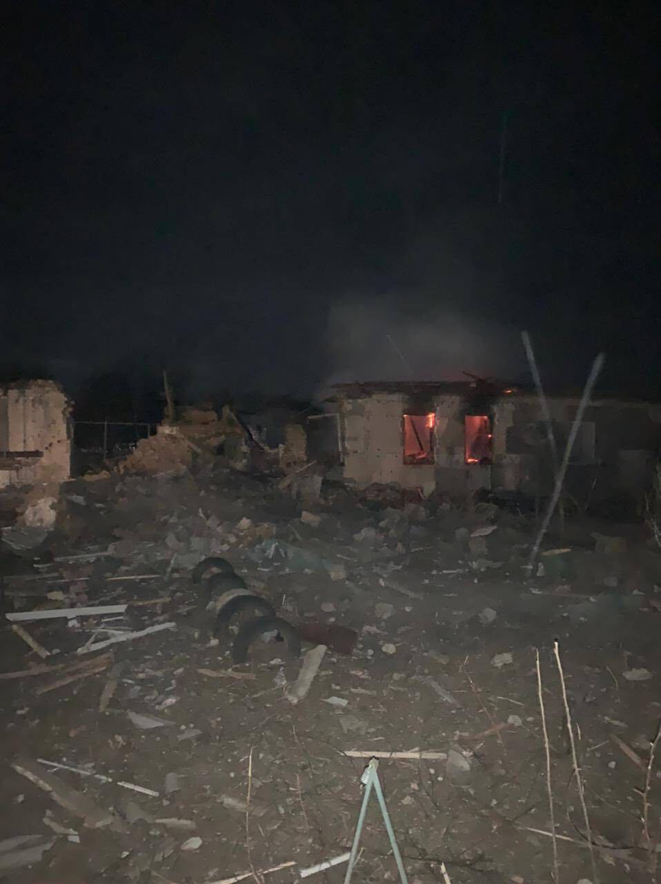 Оккупанты атаковали дронами и ракетами С-300 громады на Запорожье: разрушены дома. Фото