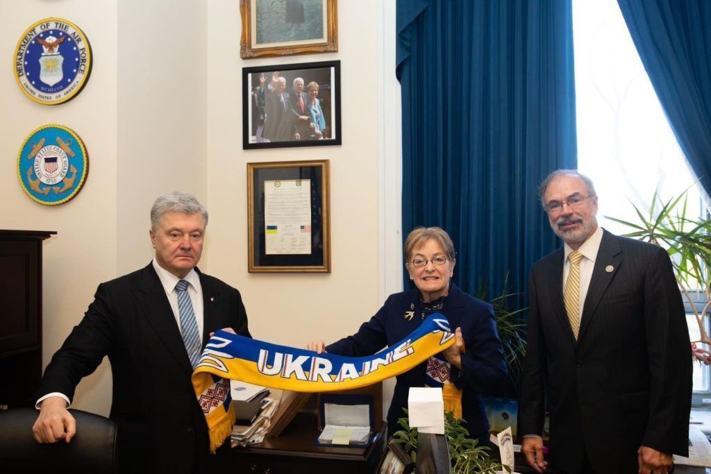 Порошенко встретился с руководством Украинского кокуса в Конгрессе США: обсудили поставки оружия и членство страны в НАТО