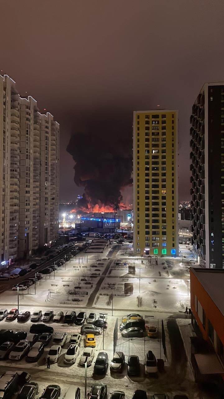 Пожежа на ТЦ "МЕГА Хімки" у Москві