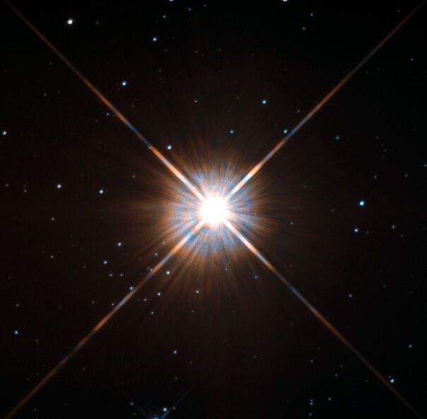 Самая четкая фотография звезды Проксима Центавра.