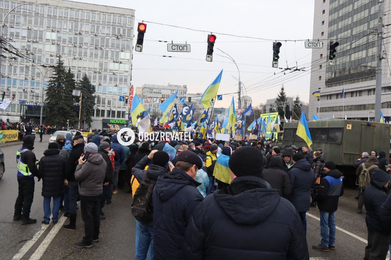 Будівлю суду охороняли десятки силовиків