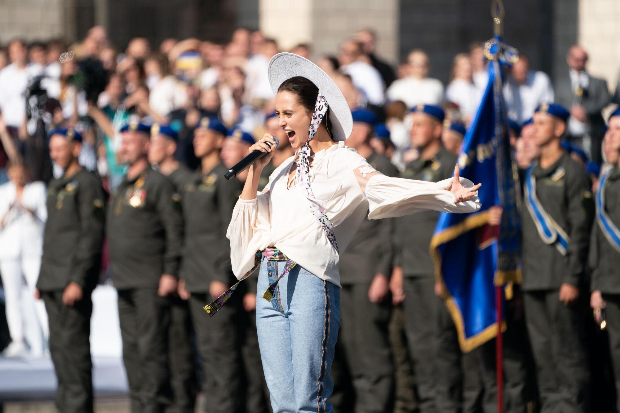 Алина Паш выступила на Майдане