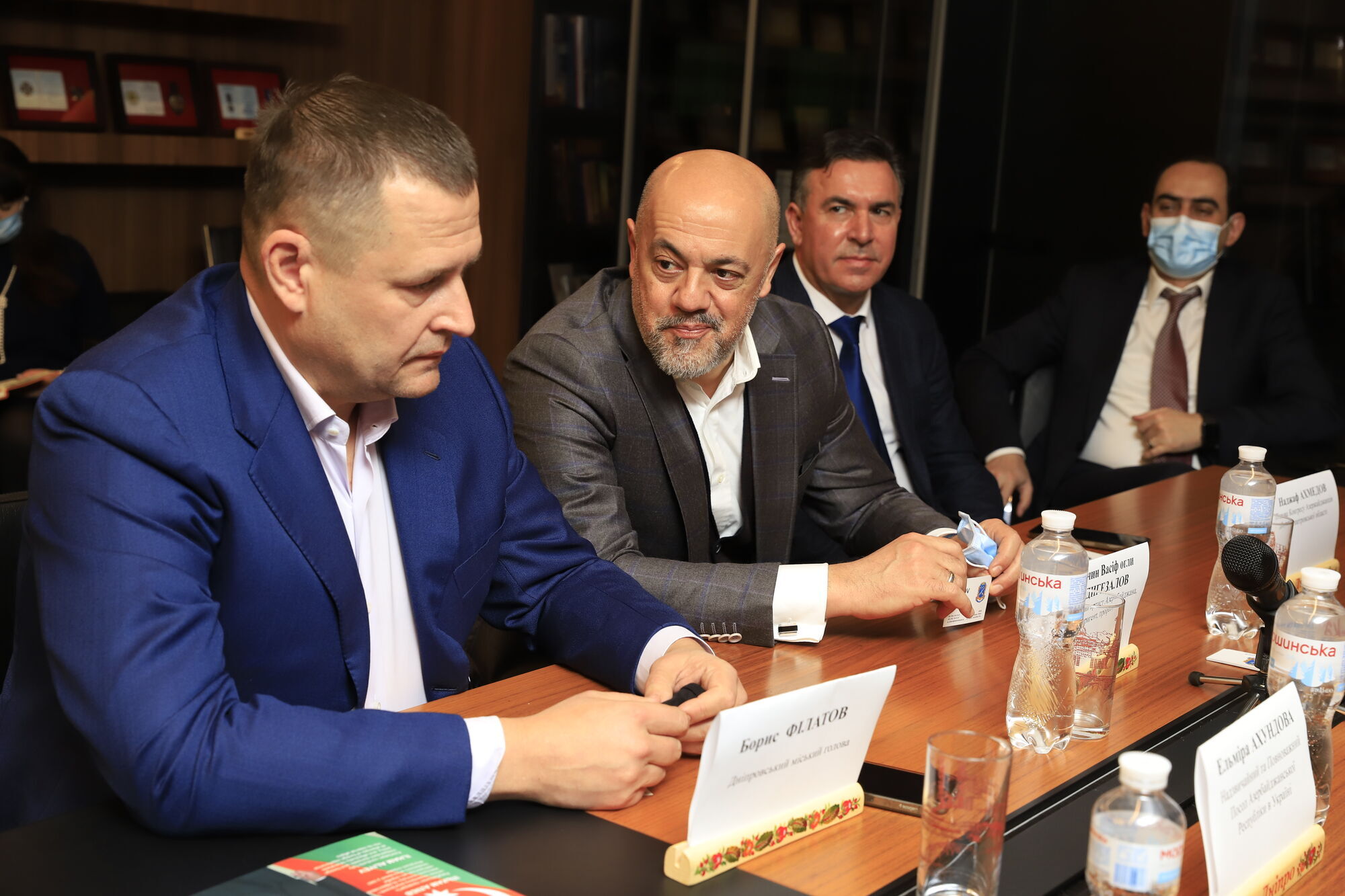 Борис Філатов обговорив перспективи міжкультурного співробітництва з послом Азербайджану Ельмірою Ахундовою