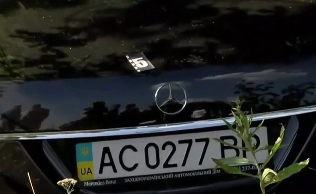 Mercedes S 65 AMG влетів у Opel.