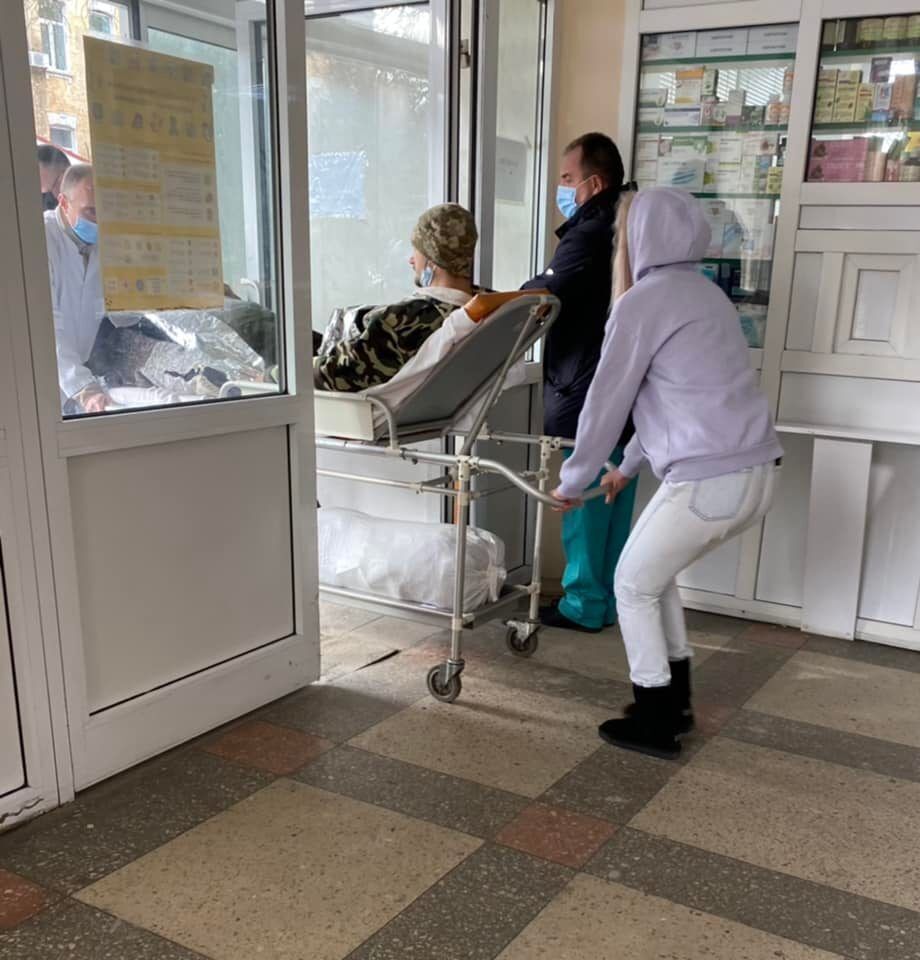 В Киев доставили раненых