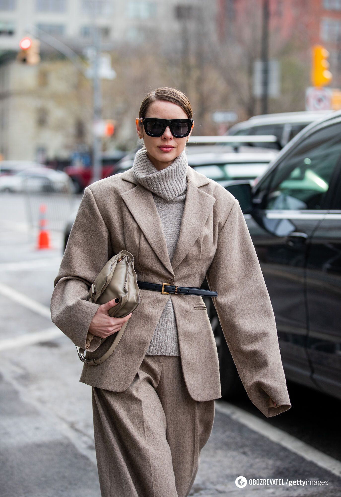 Ненавязчивый беж в образе всегда выглядит стильно и уместно
