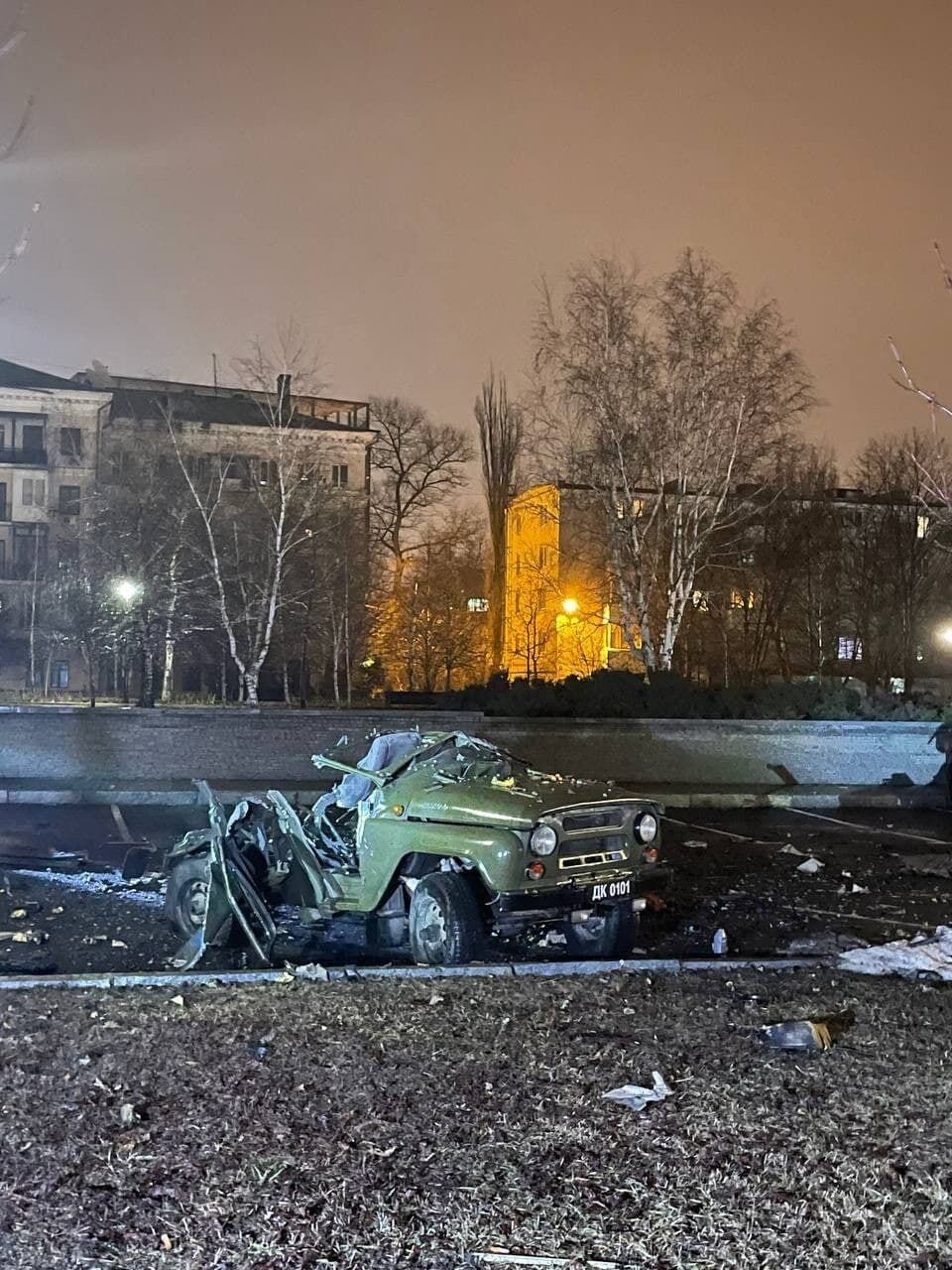 Підірваний у Донецьку автомобіль.