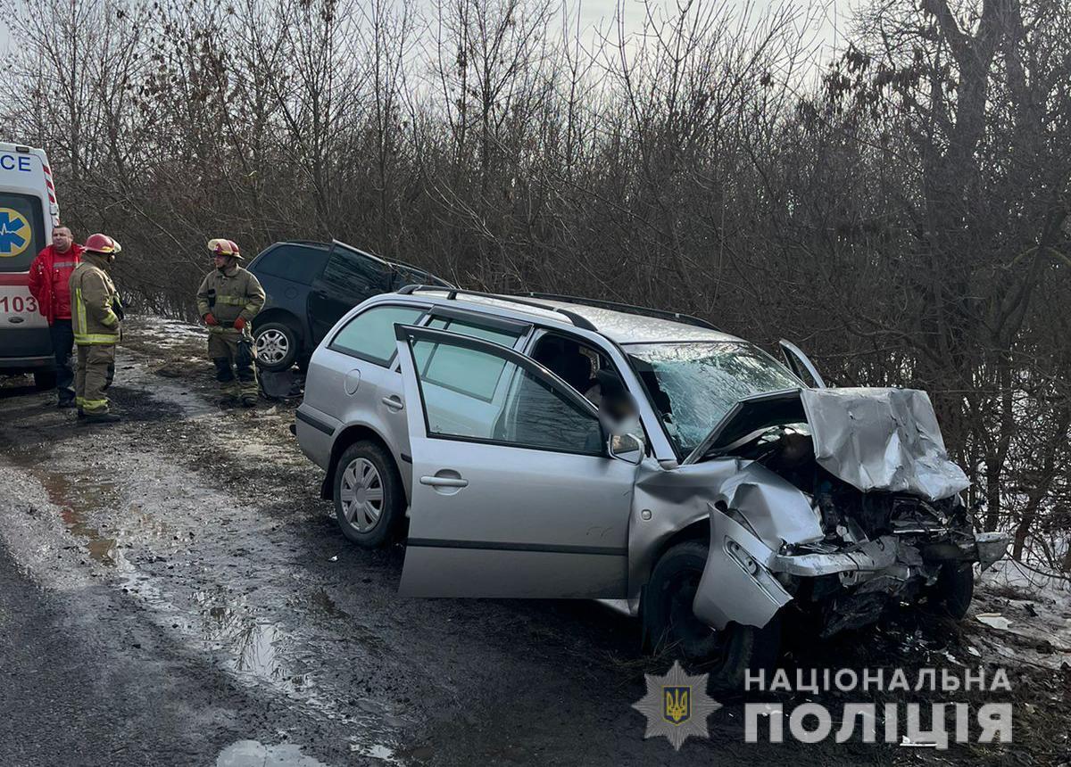 Чоловік та жінка загинули внаслідок аварії