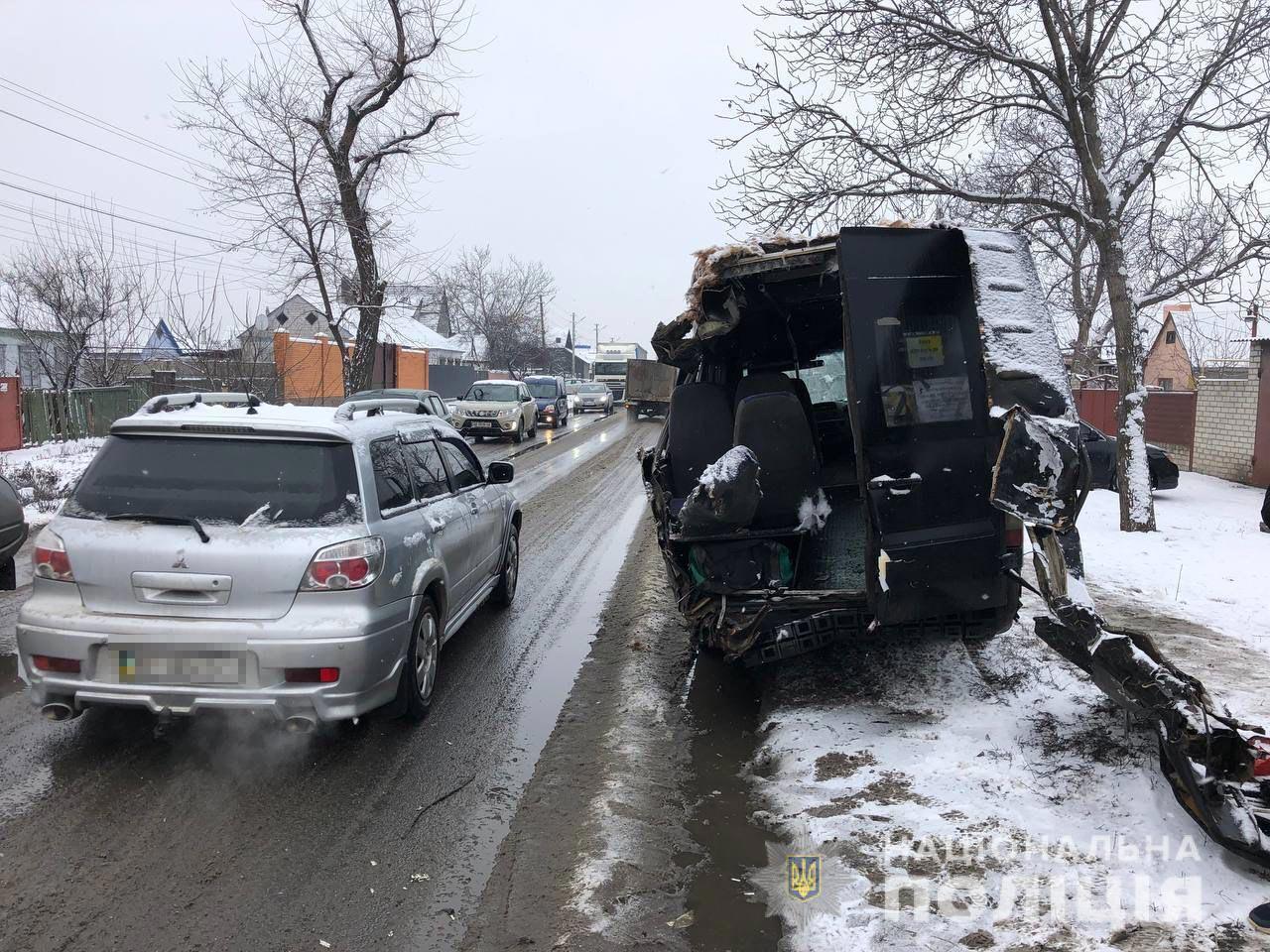 Поліцейські встановлюють усі обставини ДТП