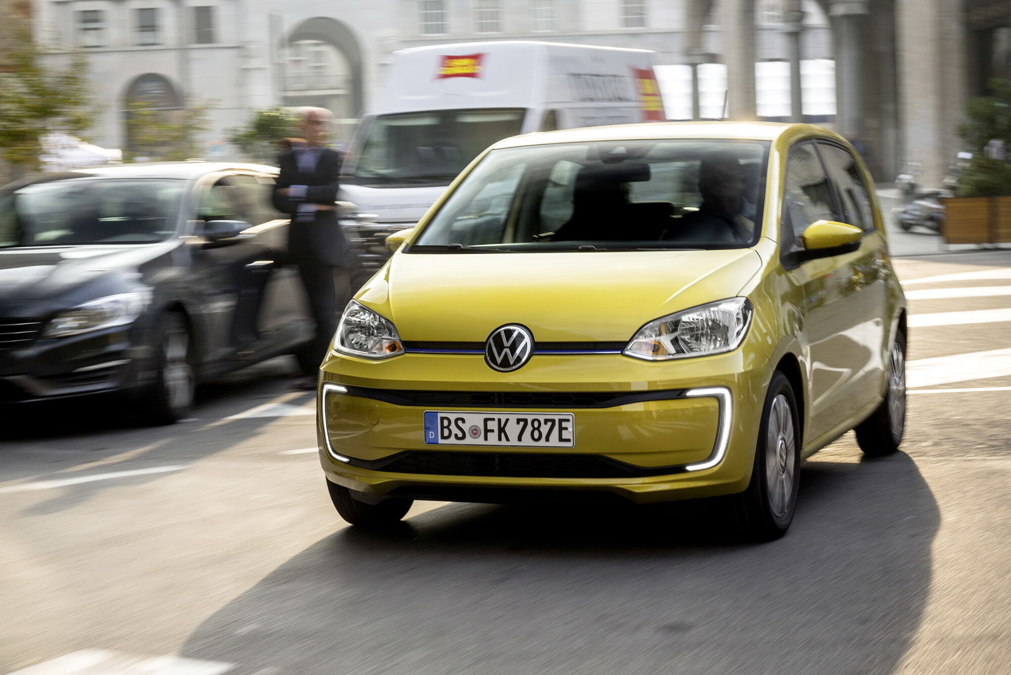 Компания Volkswagen намерена возобновить продажи e-up! в Германии и других странах Европы