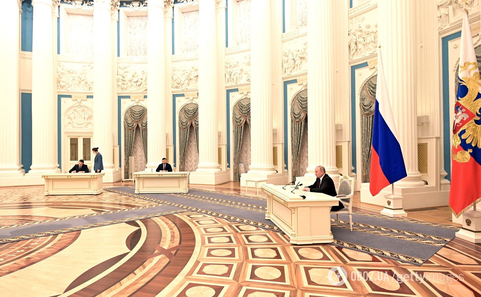 Путин подписал указы о признании "независимости" "Л/ДНР"