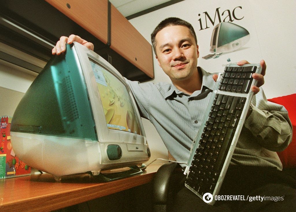Моноблок у первого iMac был изготовлен из полупрозрачного пластика.