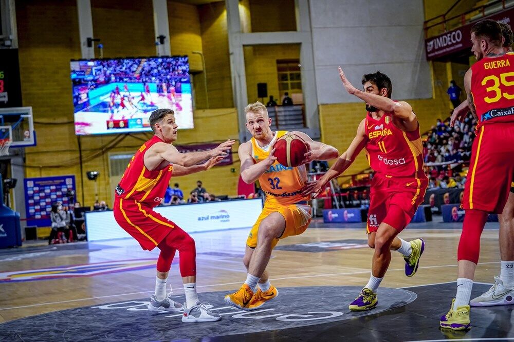 Сборная Украины проиграла Испании в отборе на чемпионат мира по баскетболу-2023