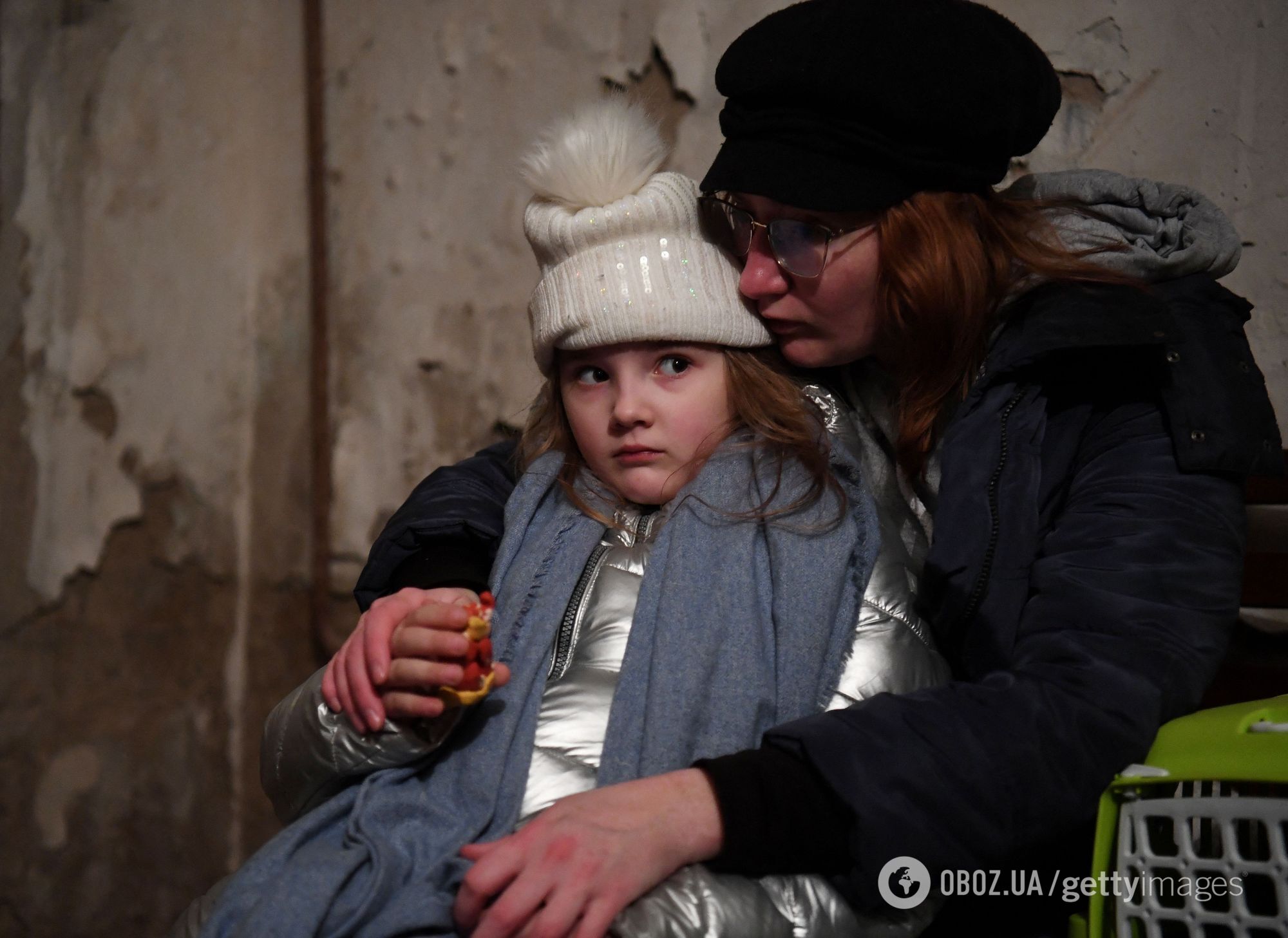 Дети в укрытии во время обстрела Киева российскими оккупантами