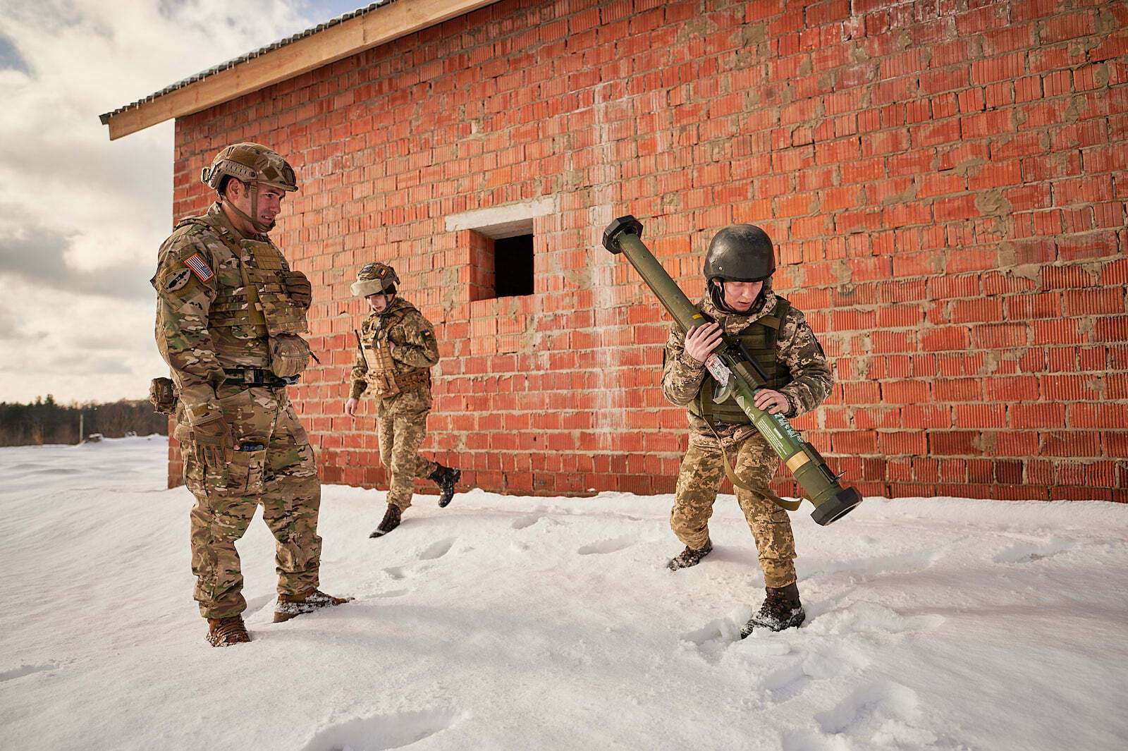 Українські військові "освоюють" американські гранатомети. Фото