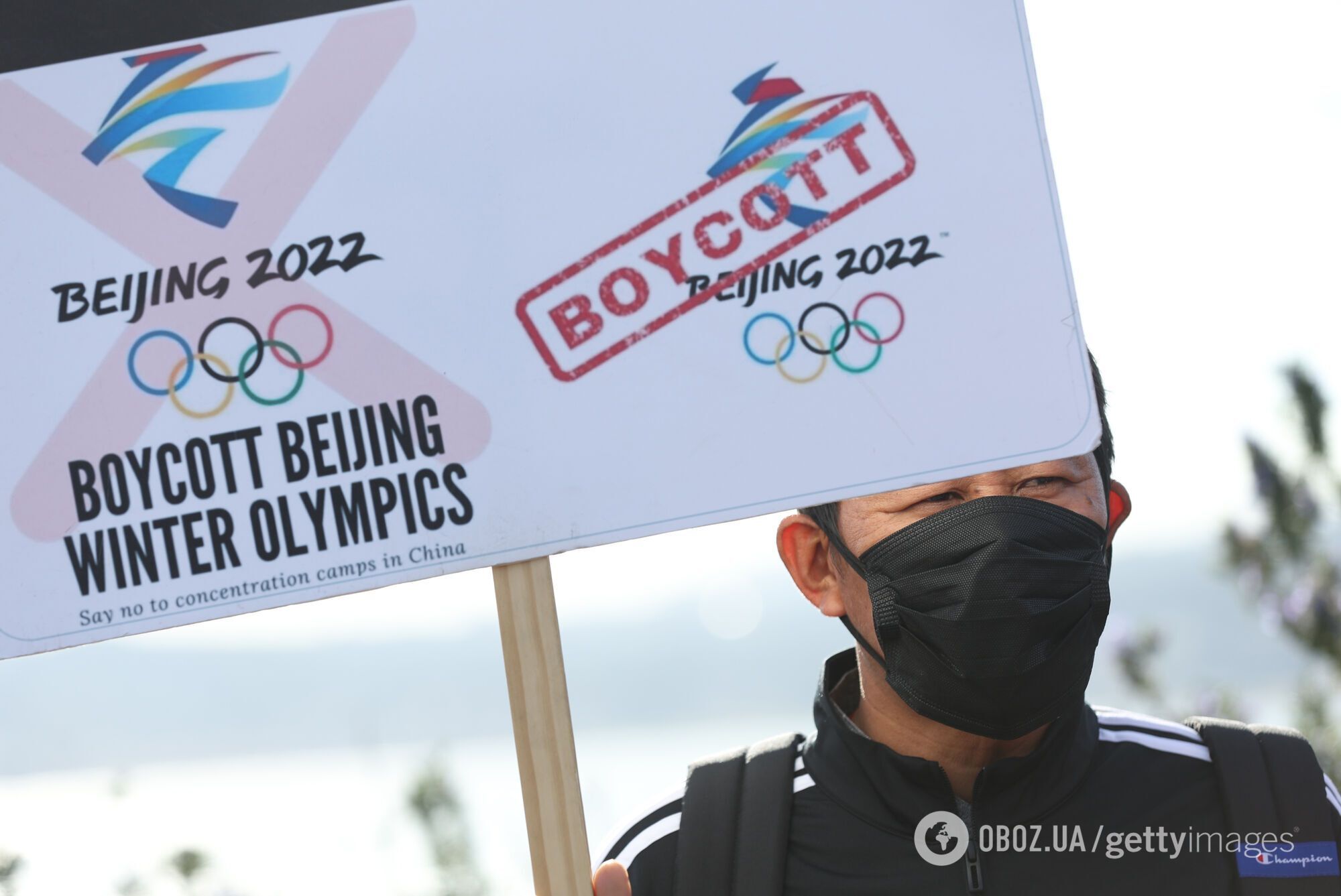 Активисты призывают к бойкоту Игр.