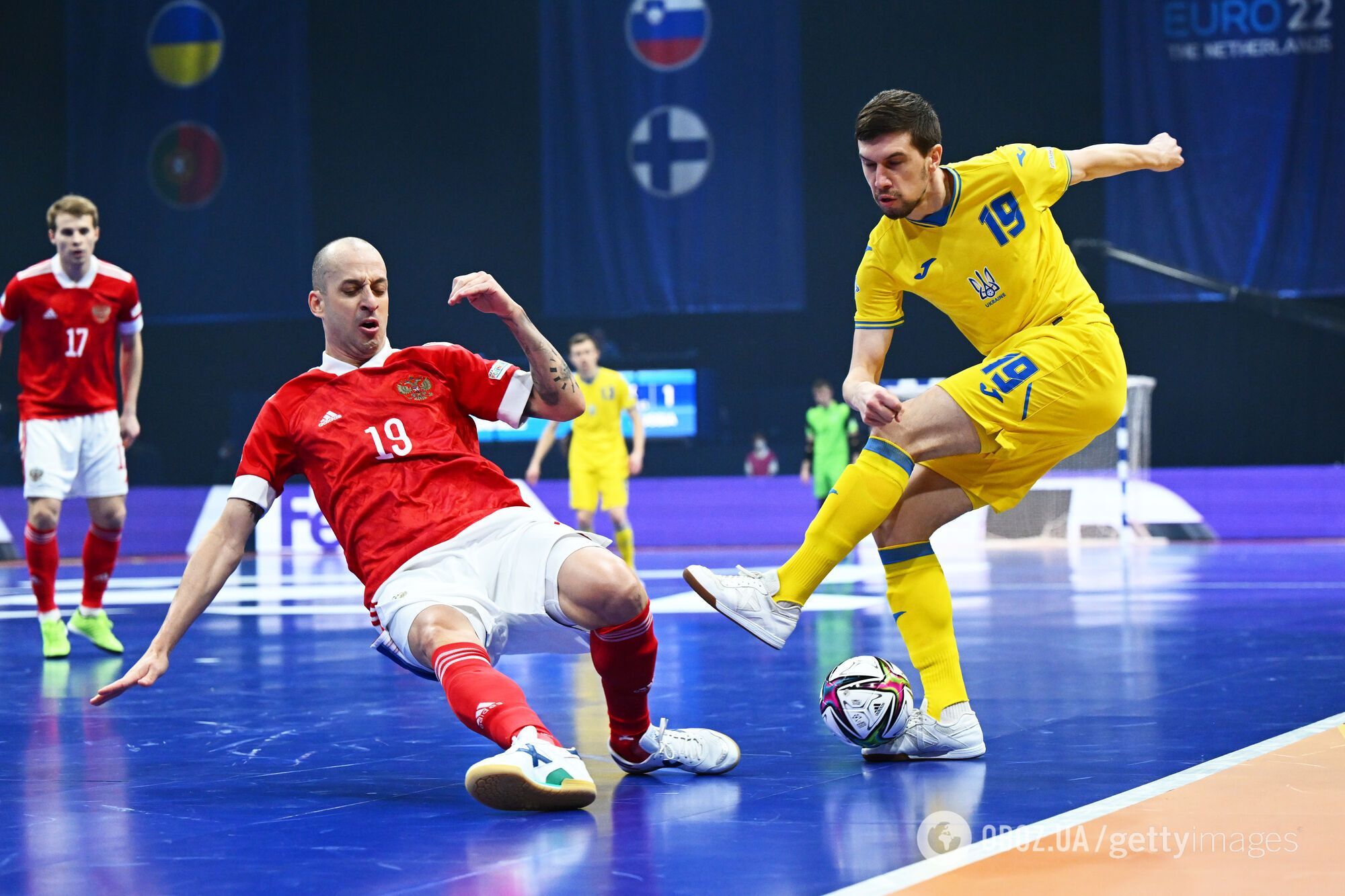 Украинцы проиграли России в полуфинале Евро-2022.