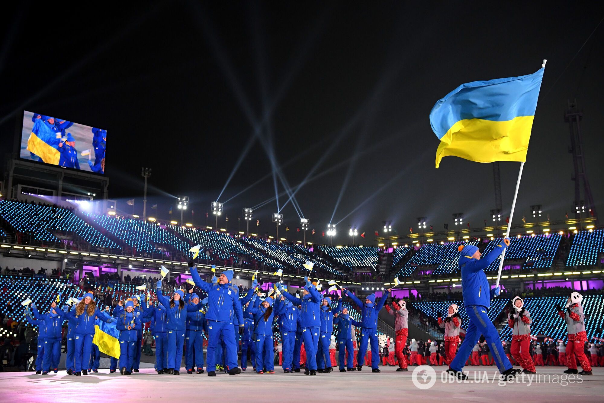 Украина на олимпийском параде на Играх-2018.