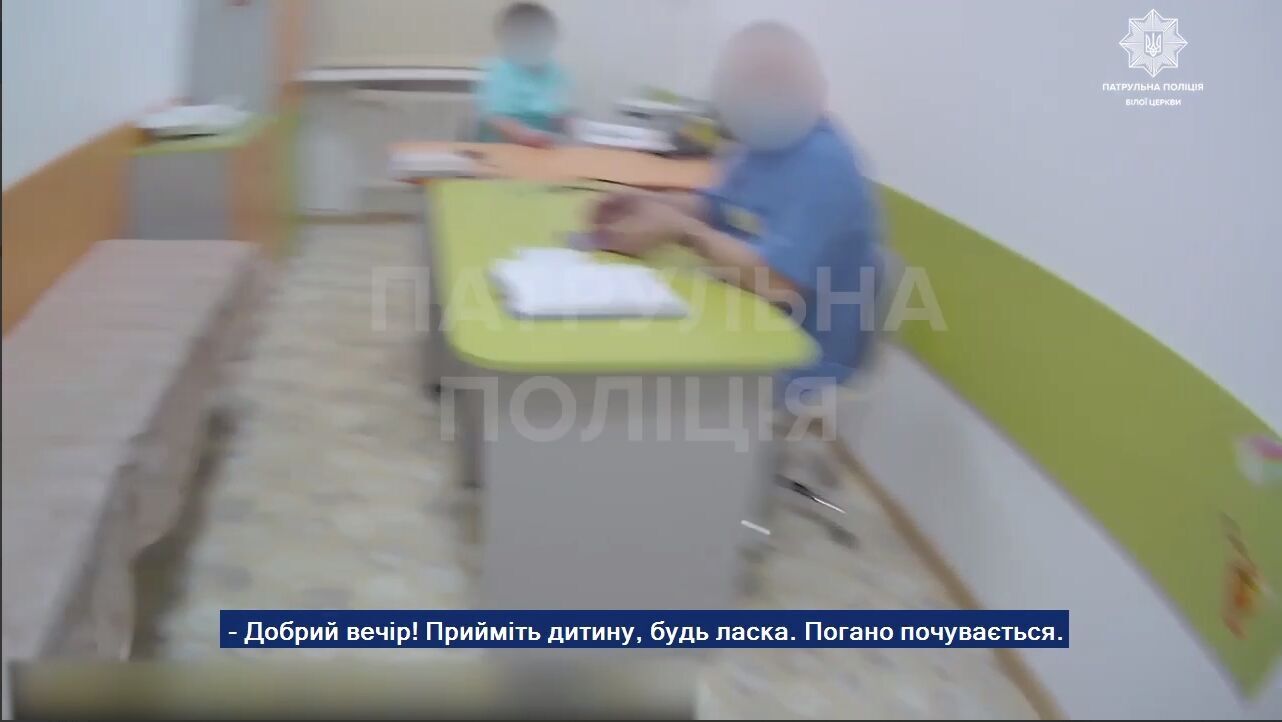 Патрульные быстро довезли мальчика в больницу.