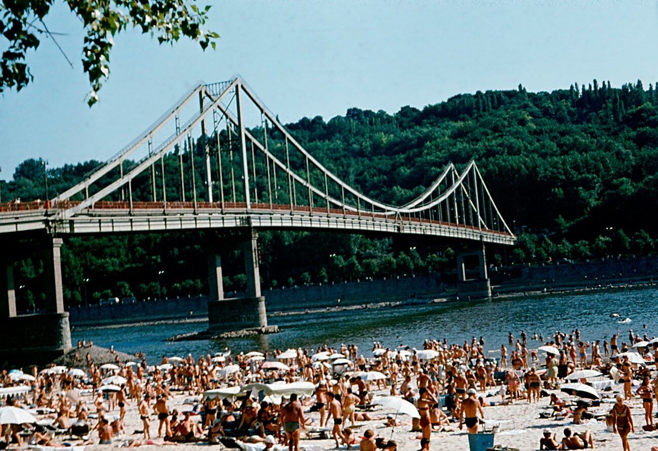 Центральний пляж Києва у 70-х.
